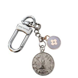 Louis Vuitton Keychain w/LV Pendant - NEW